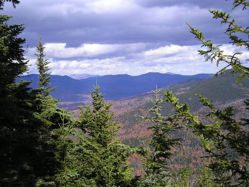 Hibbard (37).JPG - Looking north towards the Moat Mountains. We think that's Mt. Kearsarge sticking up on the right.